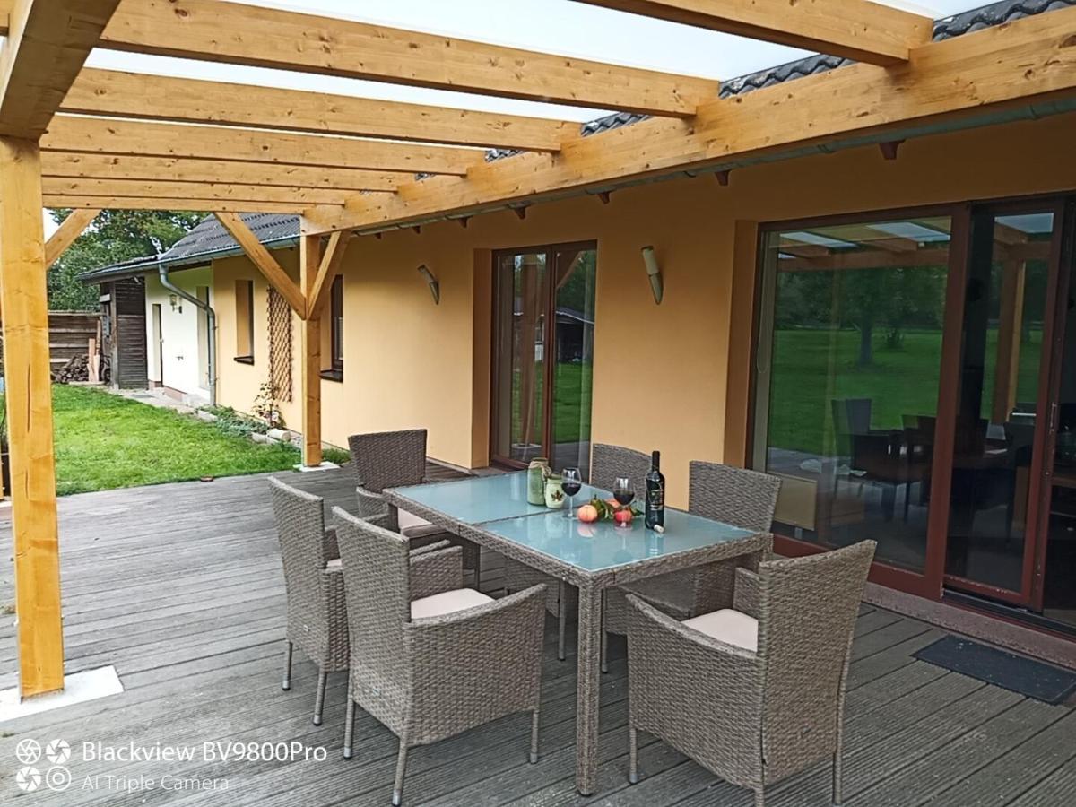 Ferienwohnungen "Weitblick" Und "Schwalbennest" Lodmannshagen Exterior photo